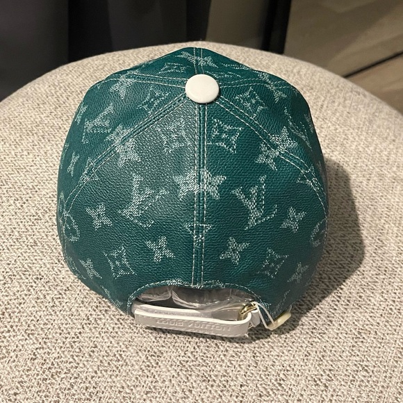 Louis Vuitton Green Monogram Baseball Cap Size M Authentic - Picture 5 of 9